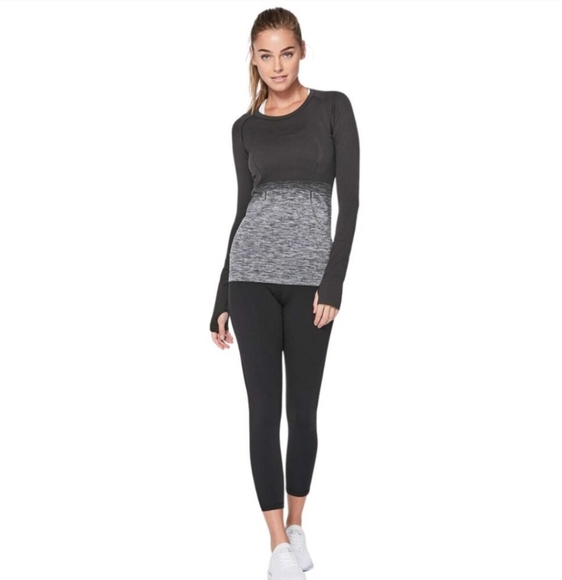 lululemon athletica Black and Gray Long Sleeve Top - Picture 3 of 9